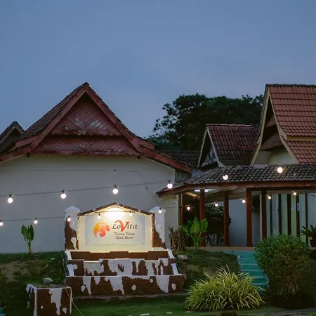 Lovita Tanjung Bidara Beach Resort-2